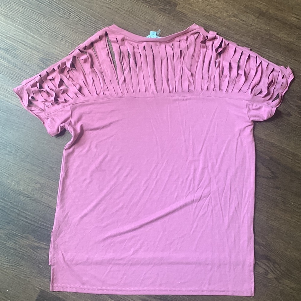 NWT She + Sky mauve tshirt with slits on shoulders size small - Picture 4 of 4